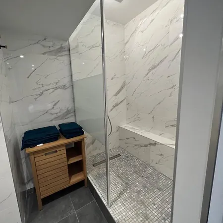 Le 46 : Superbe Jacuzzi